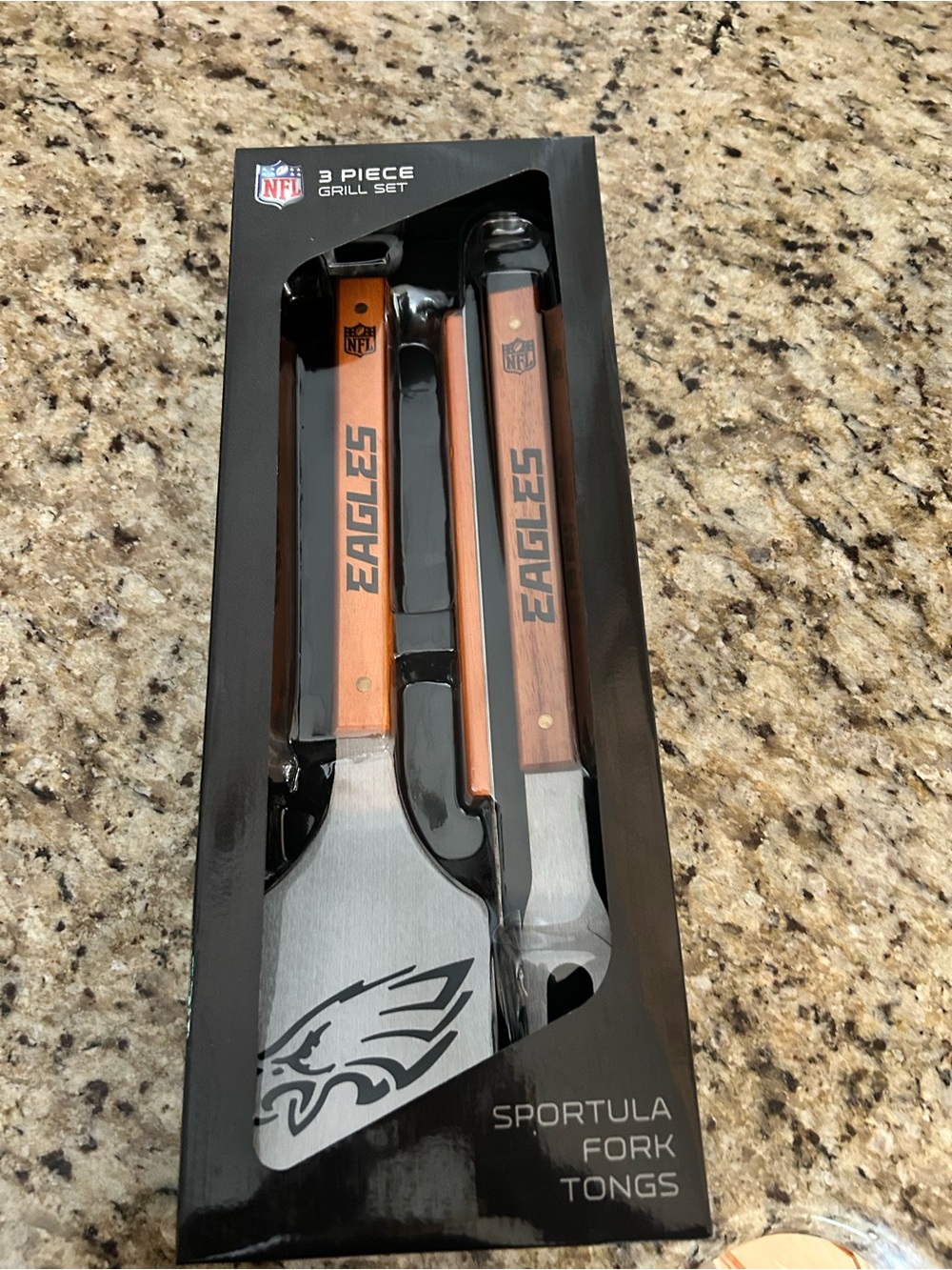 NFL Philadelphia Eagles 3-Piece Grill Set with Brown Handles